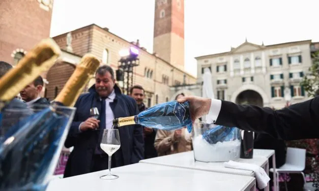 The underwater Spumante that conquered Vinitaly and the city