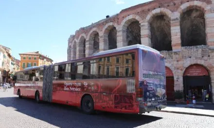 Returning to Lake Garda after an evening in the Arena, with Opera Bus Service you can 