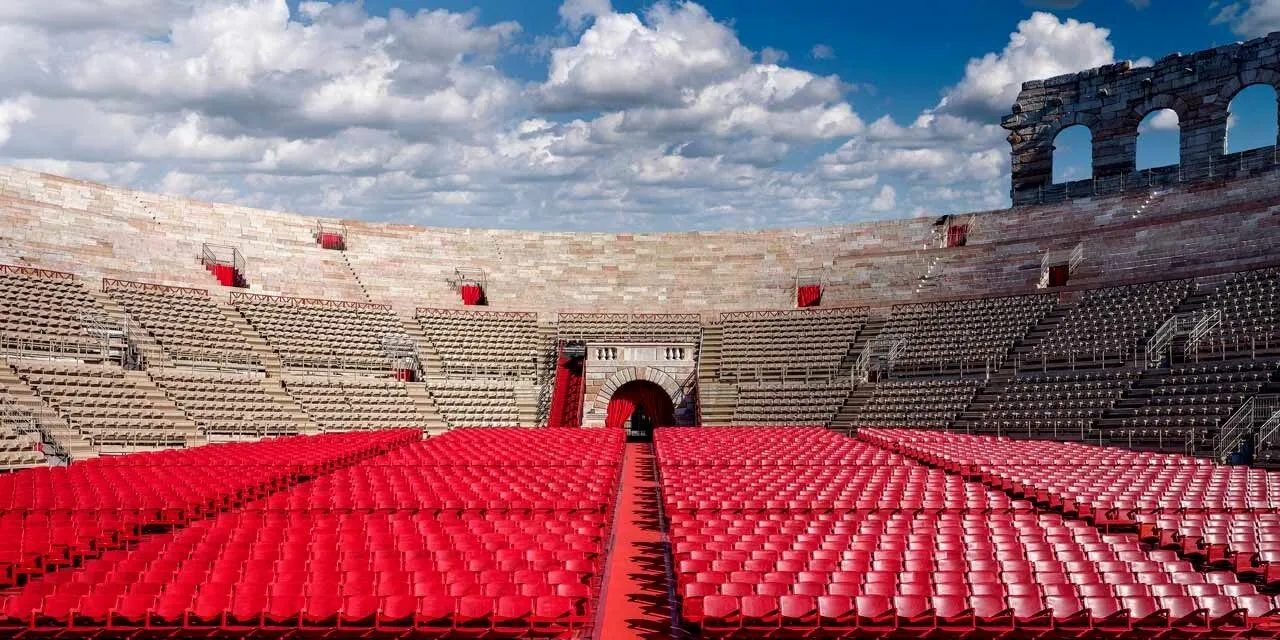 The Arena première in four neighbourhoods: maxi screens in Verona’s squares and gardens