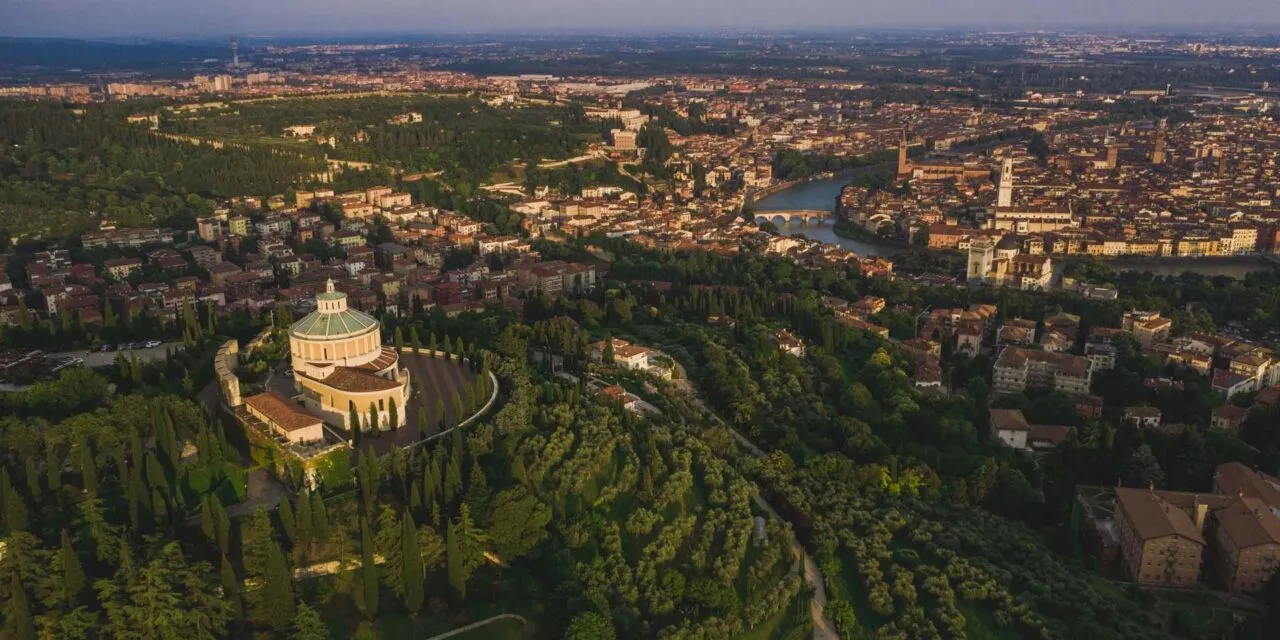 Guided walks to discover the nature of Verona. First appointment Saturday, October 7