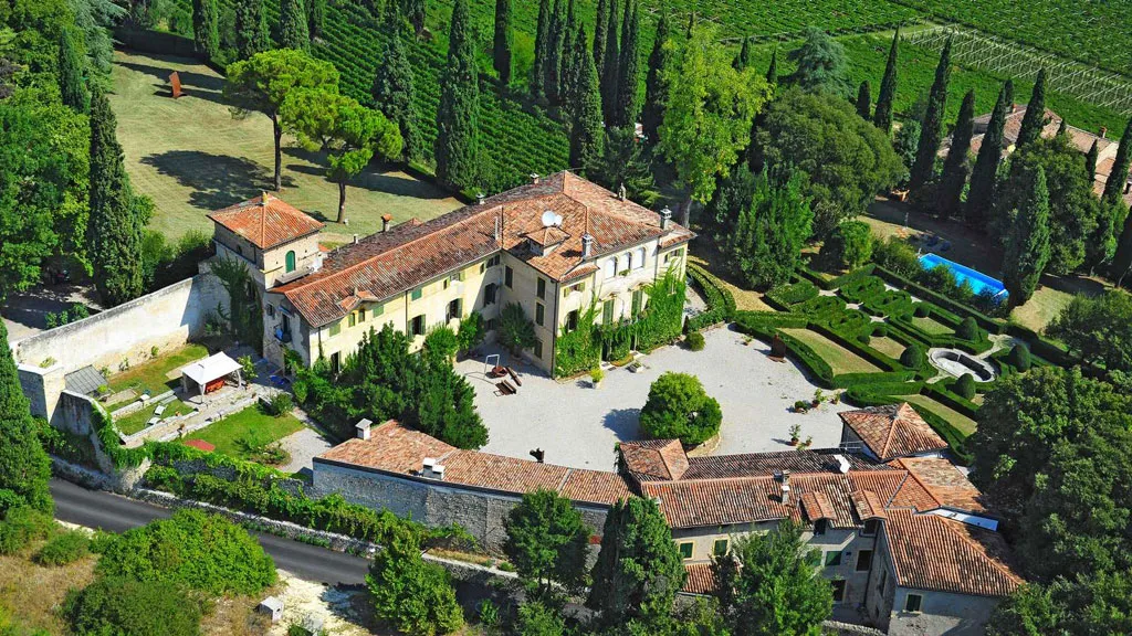 Free entry into Verona courtyards for the Italian Historic Houses Day