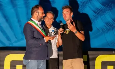 Elia Viviani Donates Copies of His Olympic Medals to Oppeano